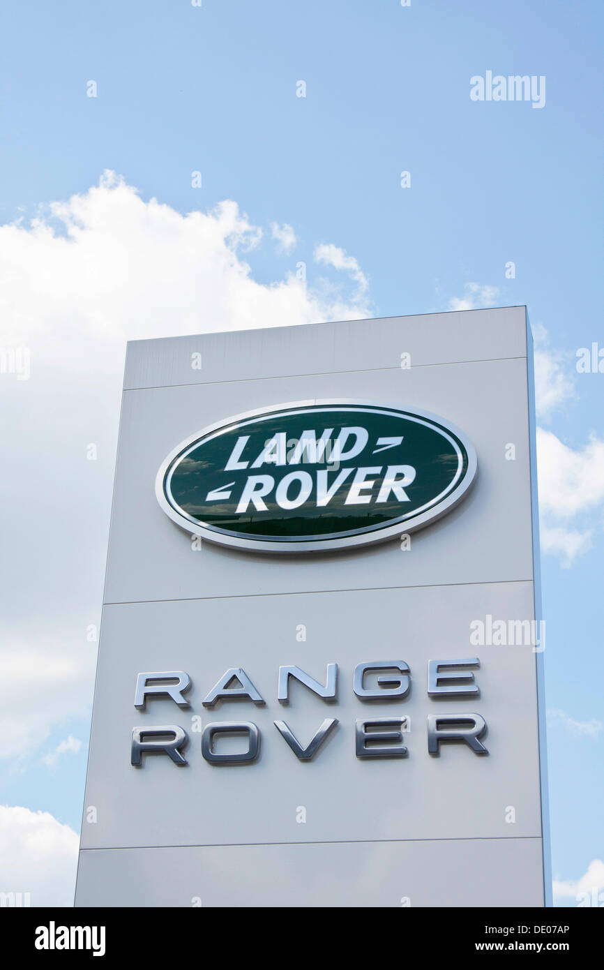 Land Rover Range Rover, una casa costruttrice inglese, logo, scritte Foto Stock