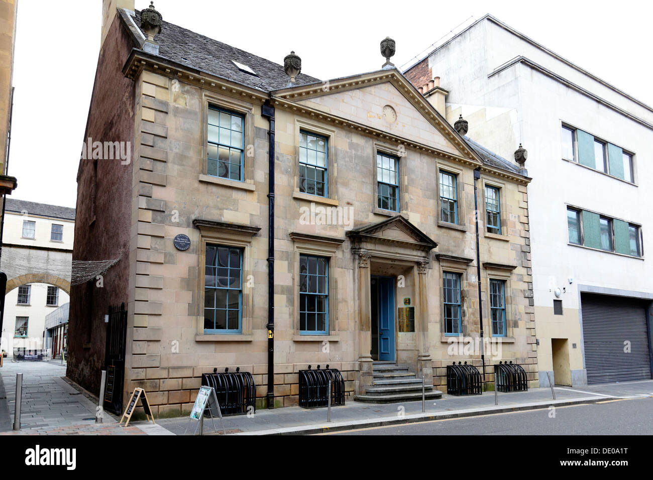 The Tobacco Merchant's House accanto a Virginia Court su Miller Street nella Merchant City, Glasgow, Scozia, Regno Unito Foto Stock