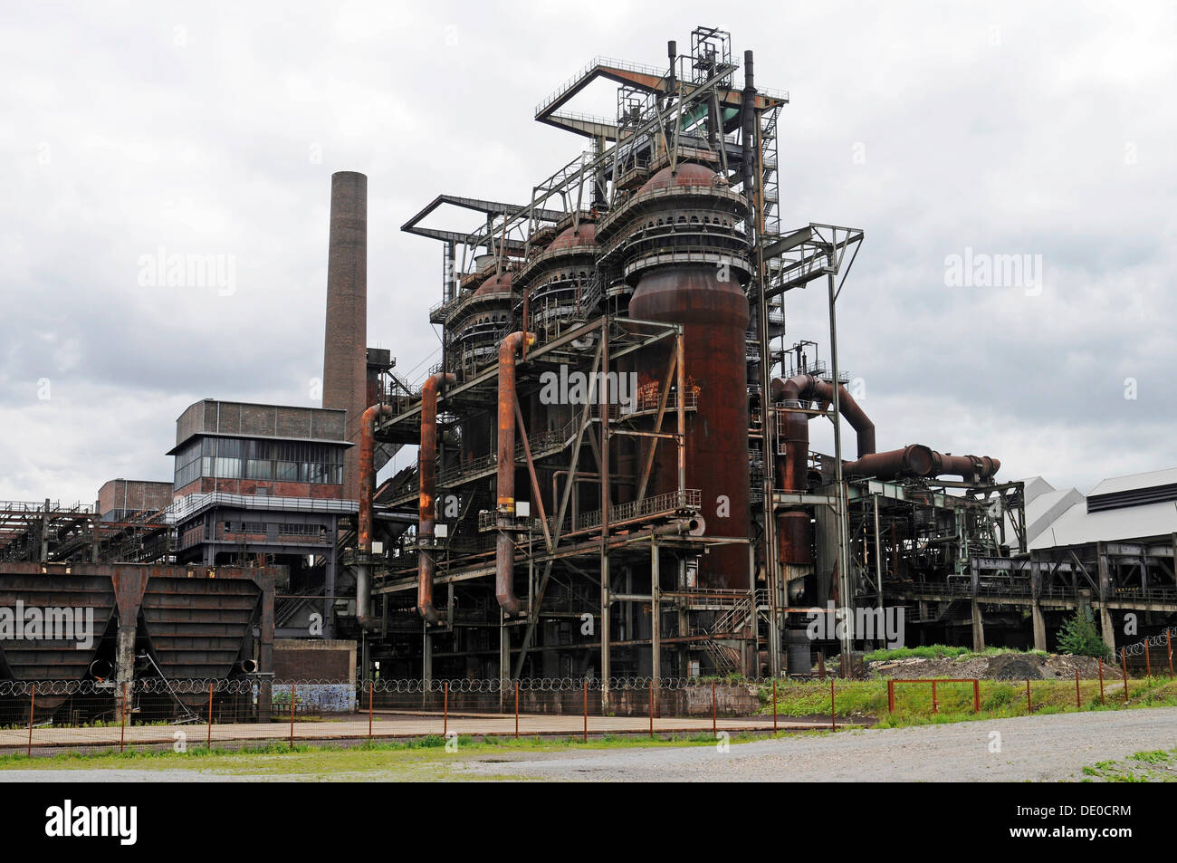 Ex impianto di fusione, acciaierie, sito industriale, Phoenix West Foto Stock