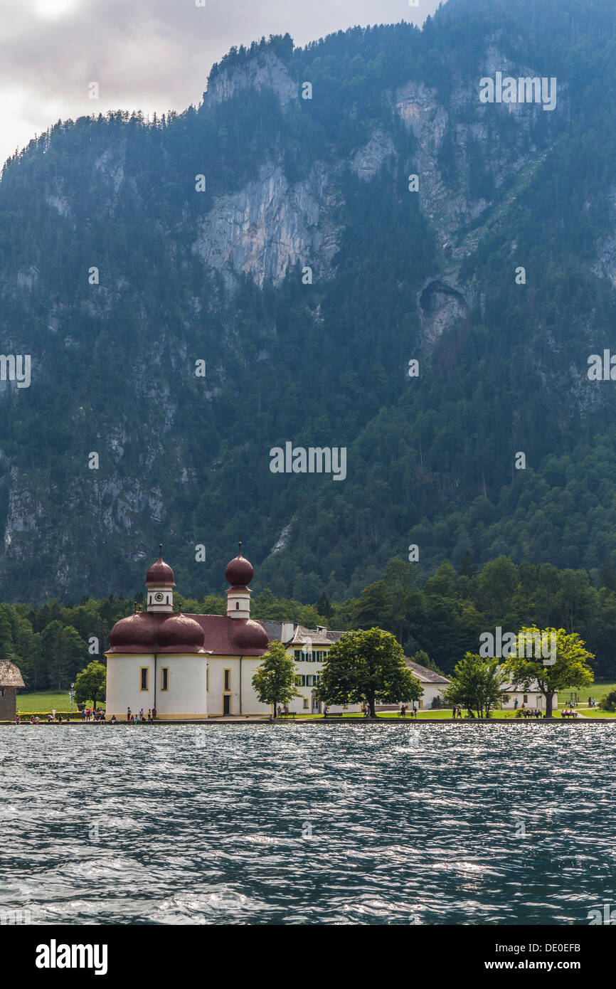 Chiesa del pellegrinaggio di San Bartolomeo, il lago Koenigssee, Berchtesgaden, Berchtesgadener Land di Baviera Foto Stock