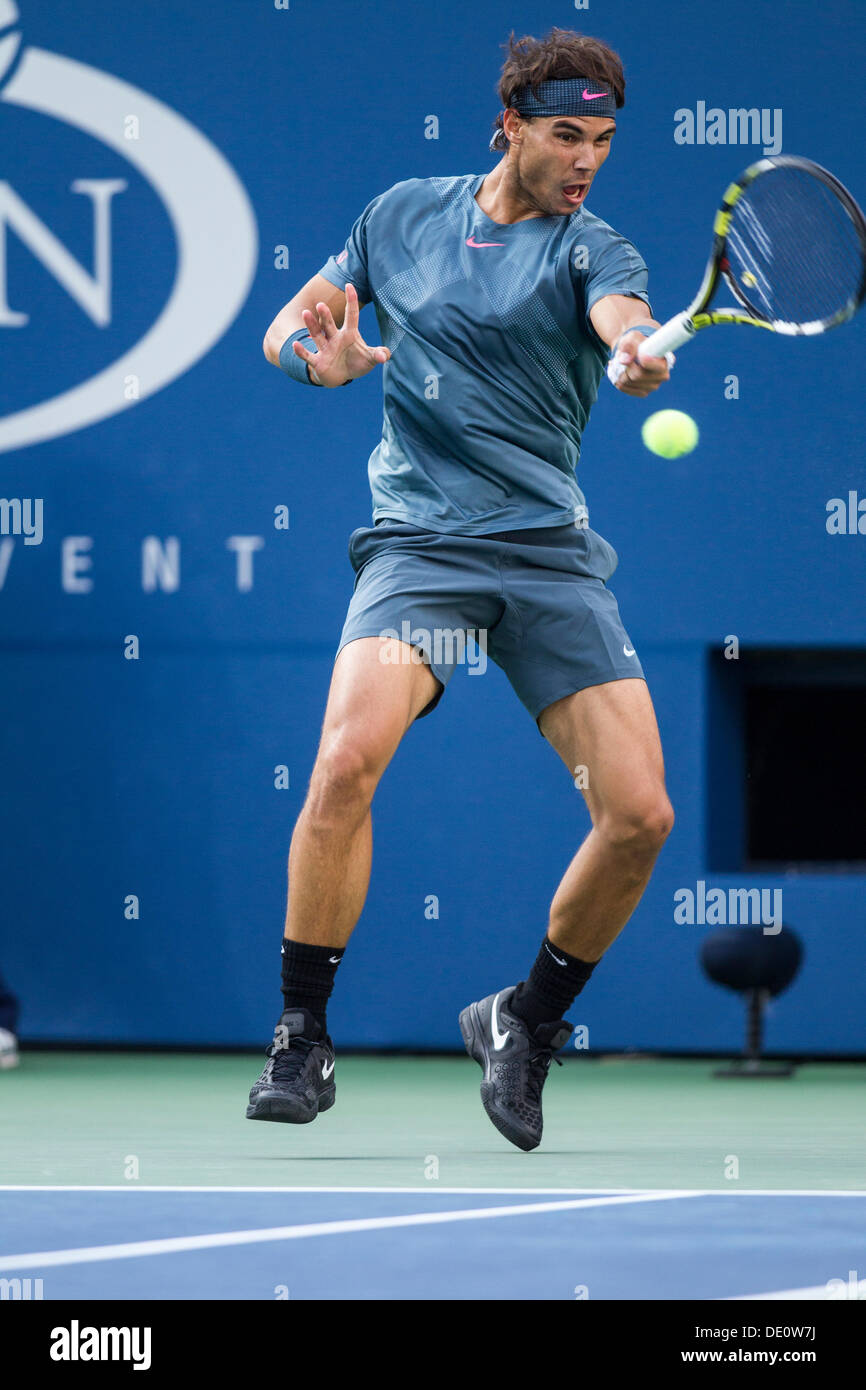 Il lavaggio Meadows-Corona Park, Queens, a New York, settembre 09, 2013 Rafael Nadal (ESP) vince la sua XIII Grand Slam sceglie il titolo ai 2013 US Open Tennis Championships Credito: NCP Fotografia/Alamy Live News Foto Stock