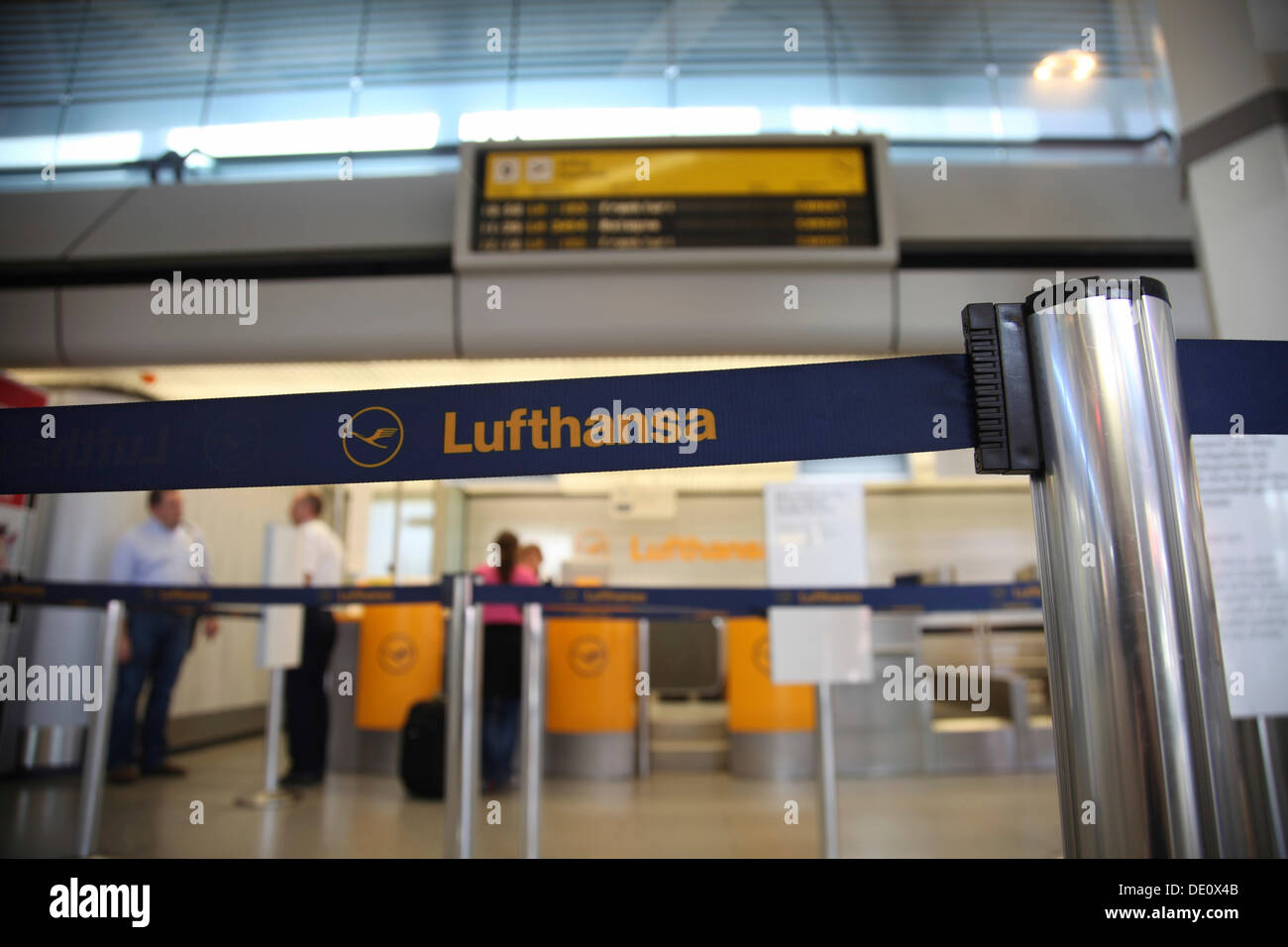 Ritardi e cancellazioni dei voli a causa dello sciopero della Lufthansa assistenti di volo, Berlino Tegel, Berlin Foto Stock