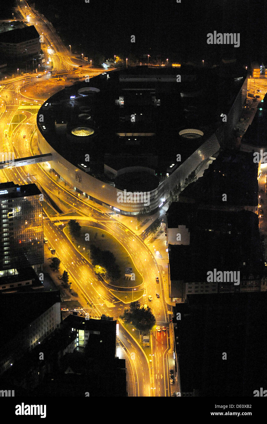 Foto aerea, Karstadt, piazza Limbecker Platz, Berliner Platz, Essen, Ruhr Extraschicht 2009 volo notturno Foto Stock