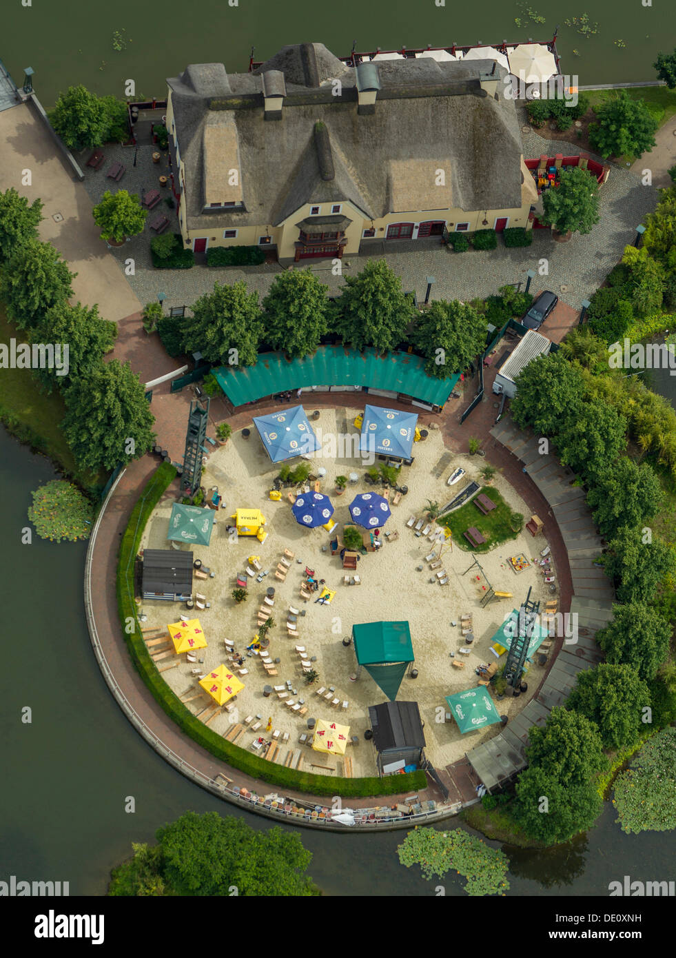 Vista aerea, Sonnenkreisel area ricreativa al Pub Irlandese, Centropark, 'Centro' shopping centre, Neue Mitte trimestre, Oberhausen Foto Stock