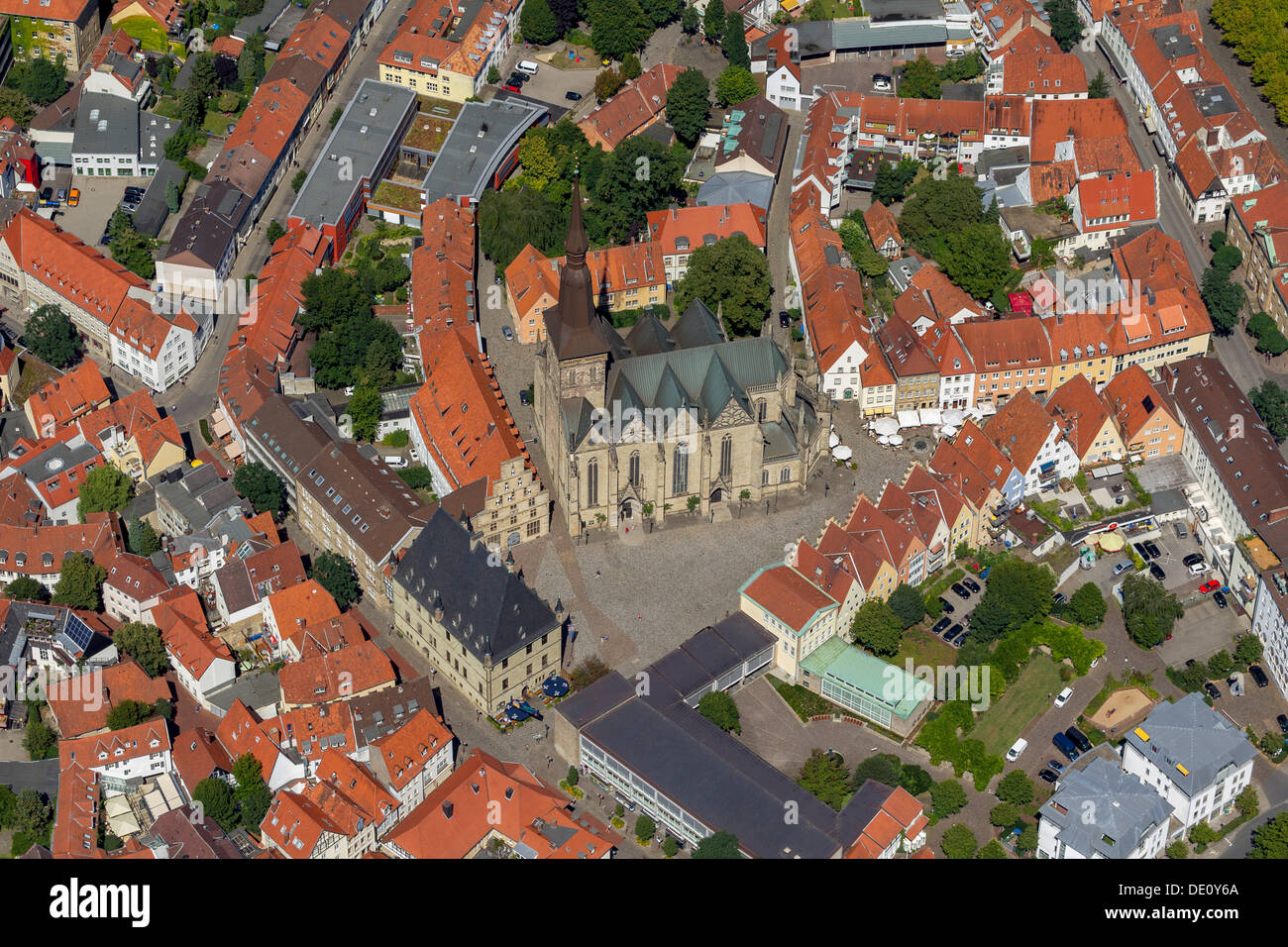 Vista aerea, Marienkirche chiesa, quartiere storico, Osnabrueck, Bassa Sassonia Foto Stock