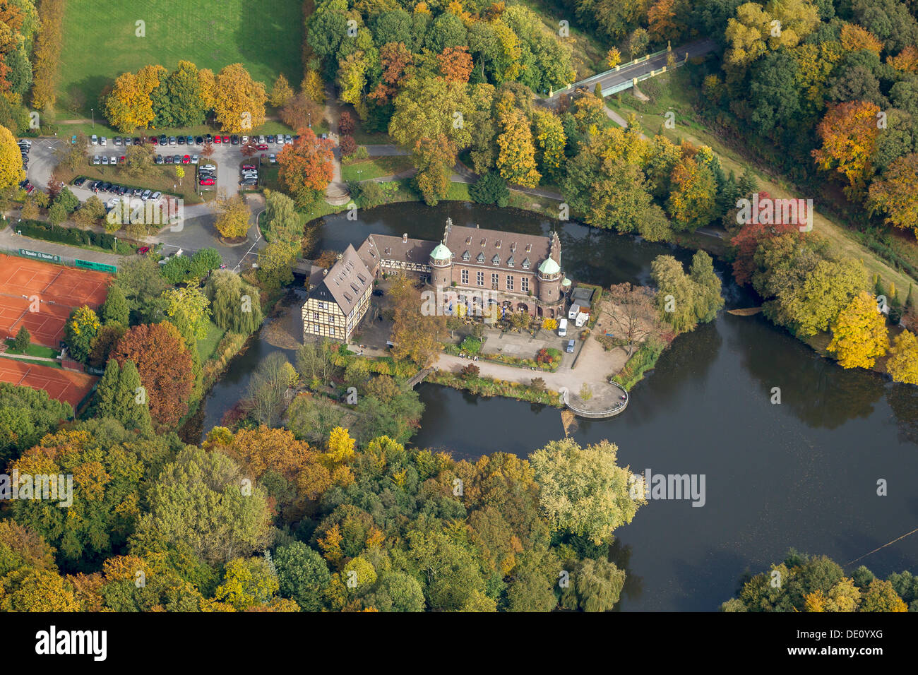 Vista aerea, Schloss Wittringen Palace con i suoi giardini e la foresta urbana, Gladbeck, la zona della Ruhr, Renania settentrionale-Vestfalia Foto Stock