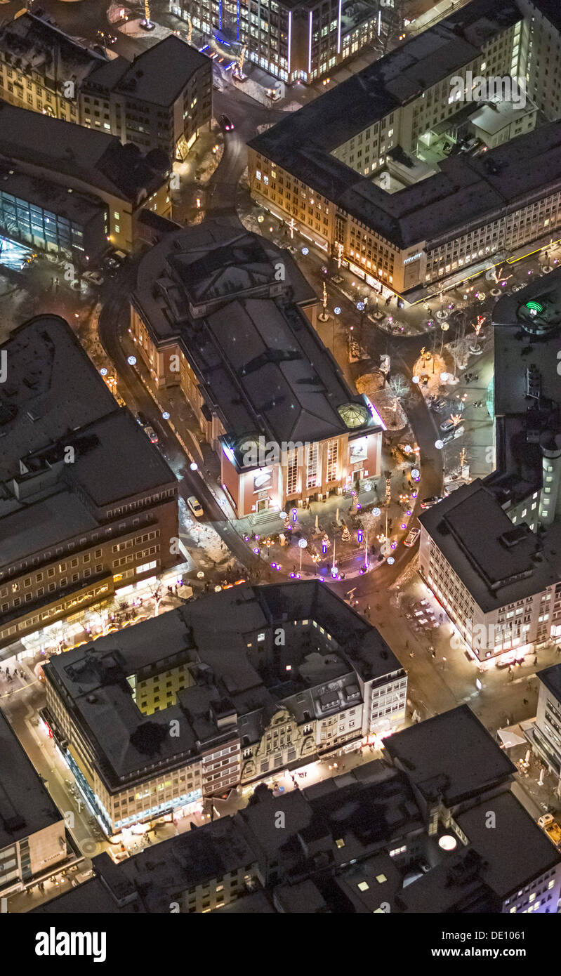 Vista aerea, Teatro Grillo, luogo di cultura, di notte Foto Stock