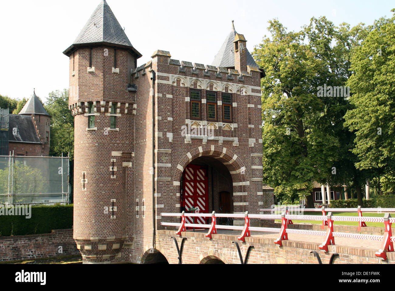 Ingresso e ponte del Castello De Haar in Haarzuilen.I Paesi Bassi Foto Stock