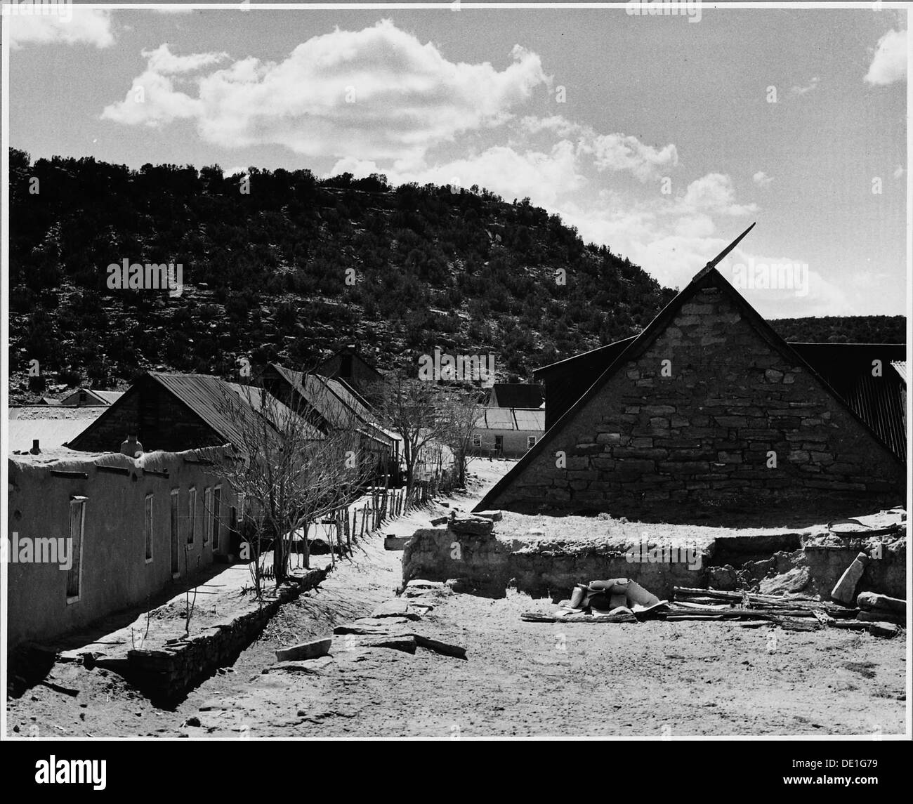 El Cerrito, San Miguel County, Nuovo Messico. Gli edifici sono di diverse forme e dimensioni. Notic . . . 521150 Foto Stock