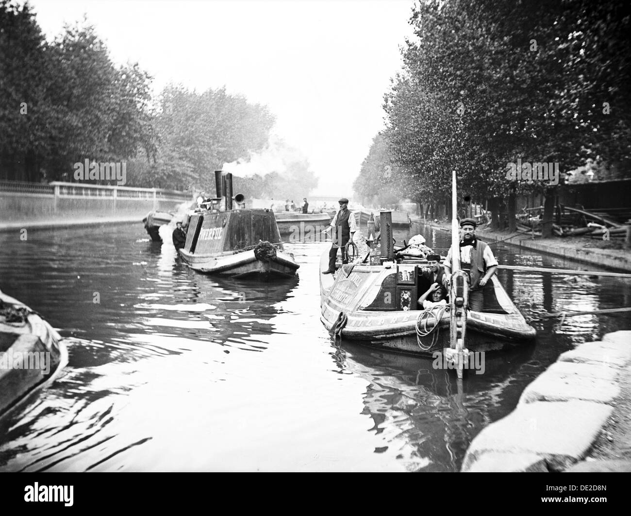 Barche sul Regent's Canal, Londra, c1905. Artista: sconosciuto Foto Stock