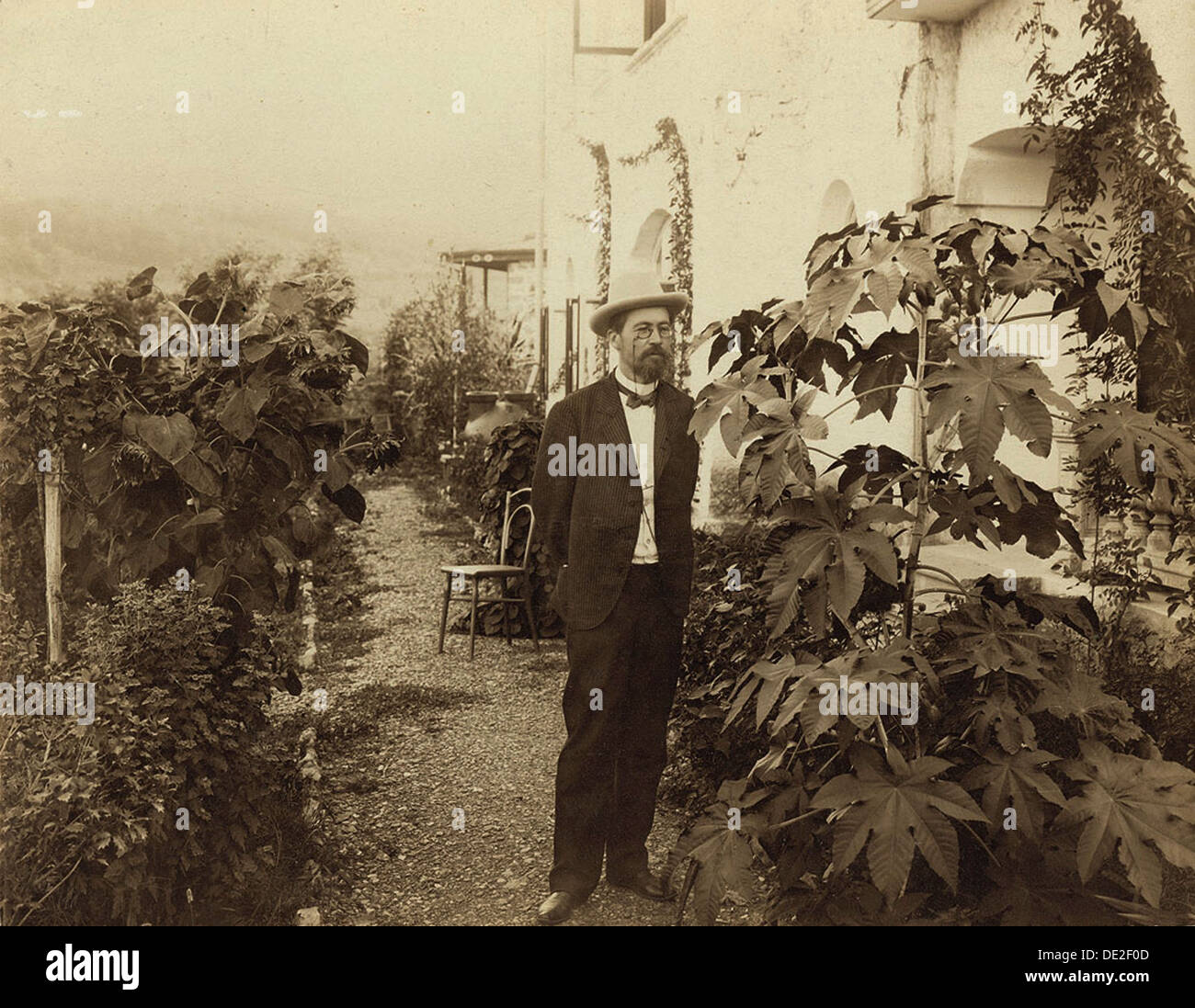 Anton Chekhov, autore russo, Yalta, Crimea, Russia, c1900. Artista: sconosciuto Foto Stock