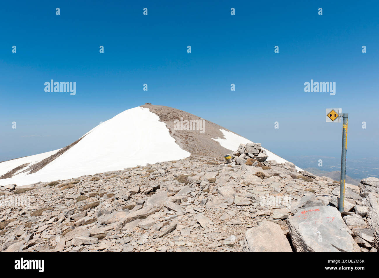 Vertice, indicazione della E4 sentiero escursionistico, Psiloritis mountain o Monte Ida, la montagna più alta di Creta, 2456 m Foto Stock