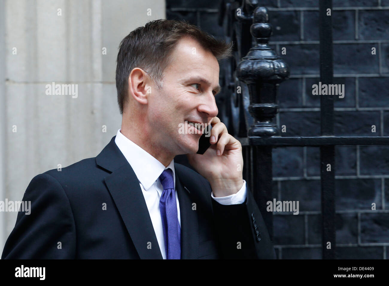 Jeremy Hunt MP il Segretario di Stato per la salute assiste il settimanale riunione del gabinetto a No:10 Downing Street Foto Stock
