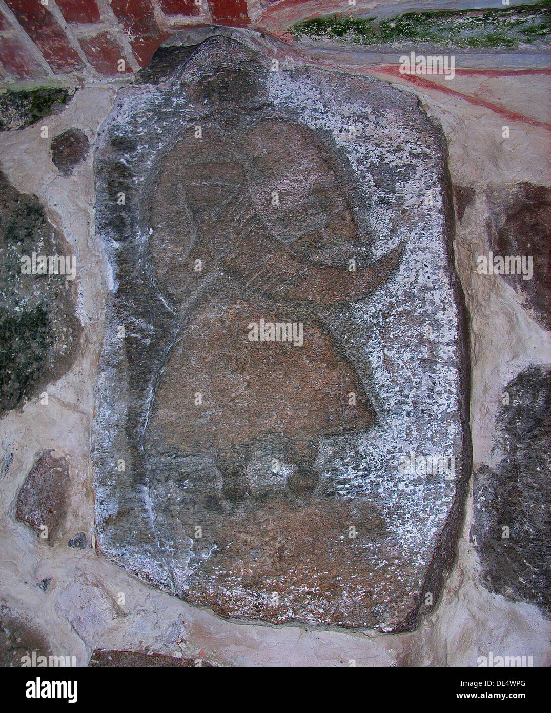 Il Svantevit-Stone nella chiesa in Altenkirchen sull'isola di Rügen, prima del 1168. Artista: Pre-Christian arte Foto Stock