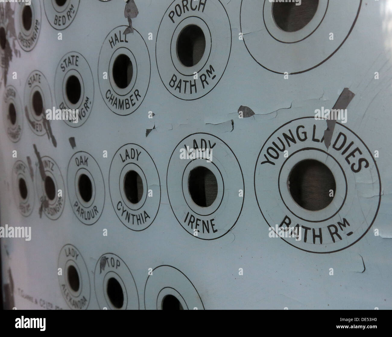 Paese interno Mansion chiamata telefonica sistema da casa Montecute, NT, Somerset Foto Stock