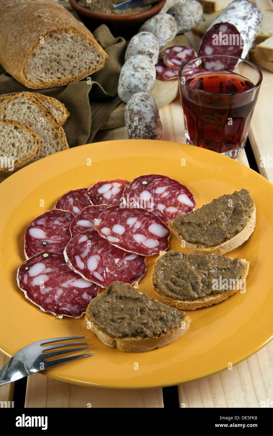Antipasto toscano immagini e fotografie stock ad alta risoluzione Alamy