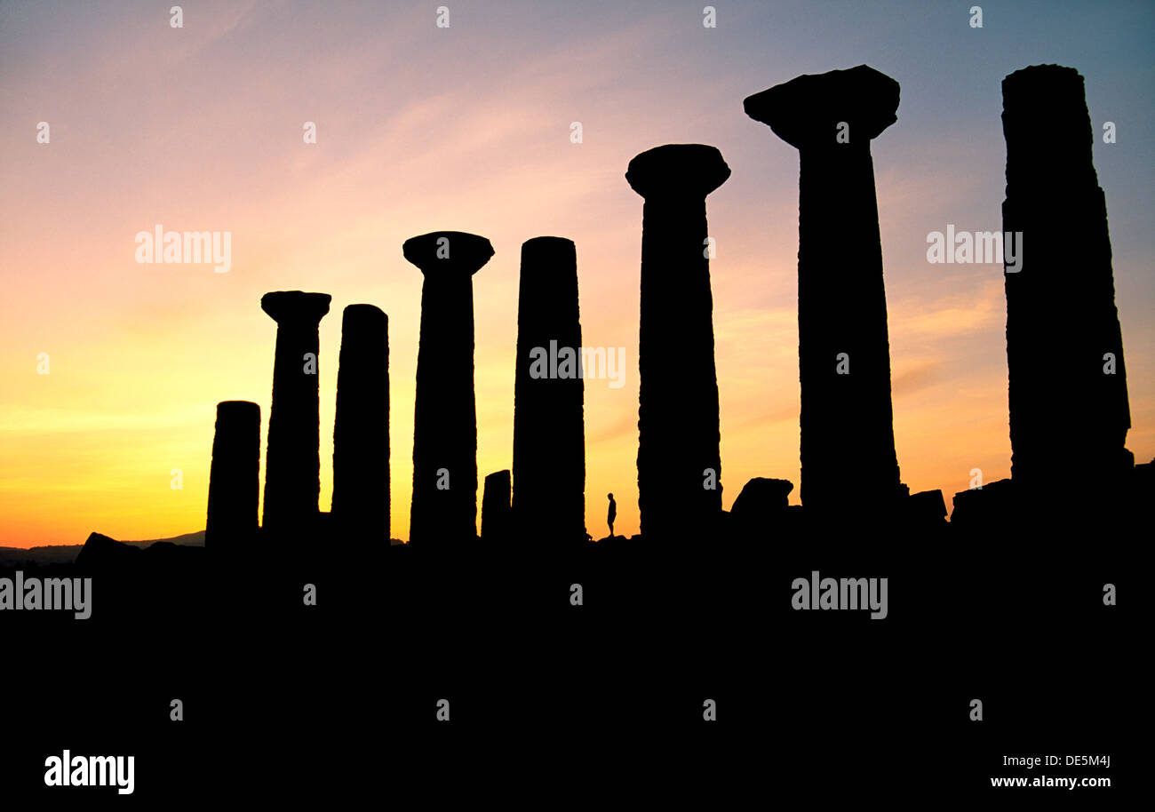 Agrigento, Sicilia, Italia. Il Tempio di Ercole in greco antico Valle dei Templi di Agrigento Foto Stock