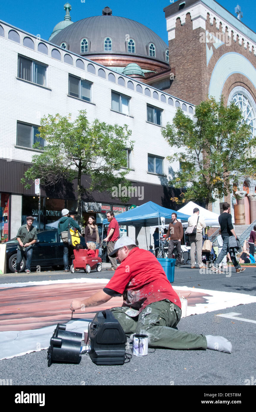 Artista street Fair St Viateur street Mile End area alla moda di Montreal, Canada Foto Stock
