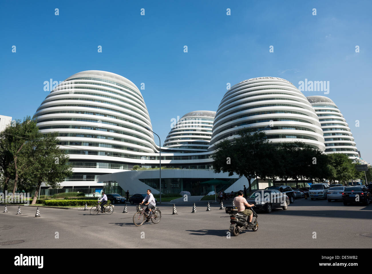 Galaxy SOHO, Pechino. Nel 2013, Galaxy SOHO è il più grande complesso urbano della seconda Tangenziale est di Pechino. Foto Stock