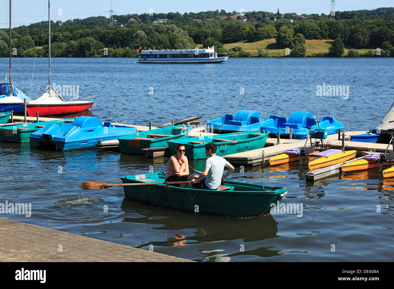 D-Bochum, la zona della Ruhr, Westfalia, Renania settentrionale-Vestfalia, NRW, D-Witten, D-Hattingen, Kemnader vedere, Kemnade Lago, Ruhrstausee, serbatoio della Ruhr, barche sull'acqua, noleggio barche, escursione nave Foto Stock