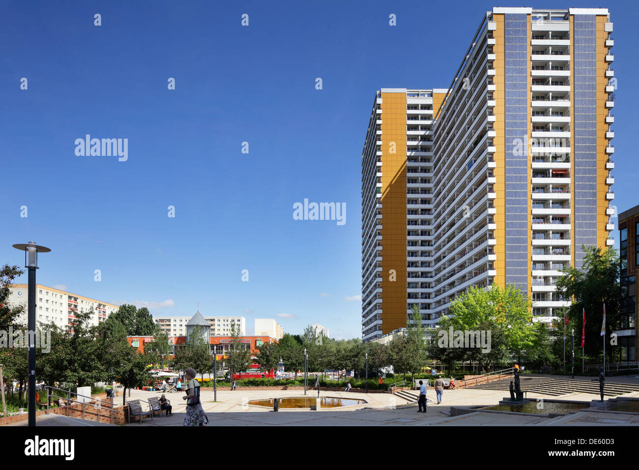 Berlino, Germania, sul blocco - Helene Weigel-Platz Foto Stock