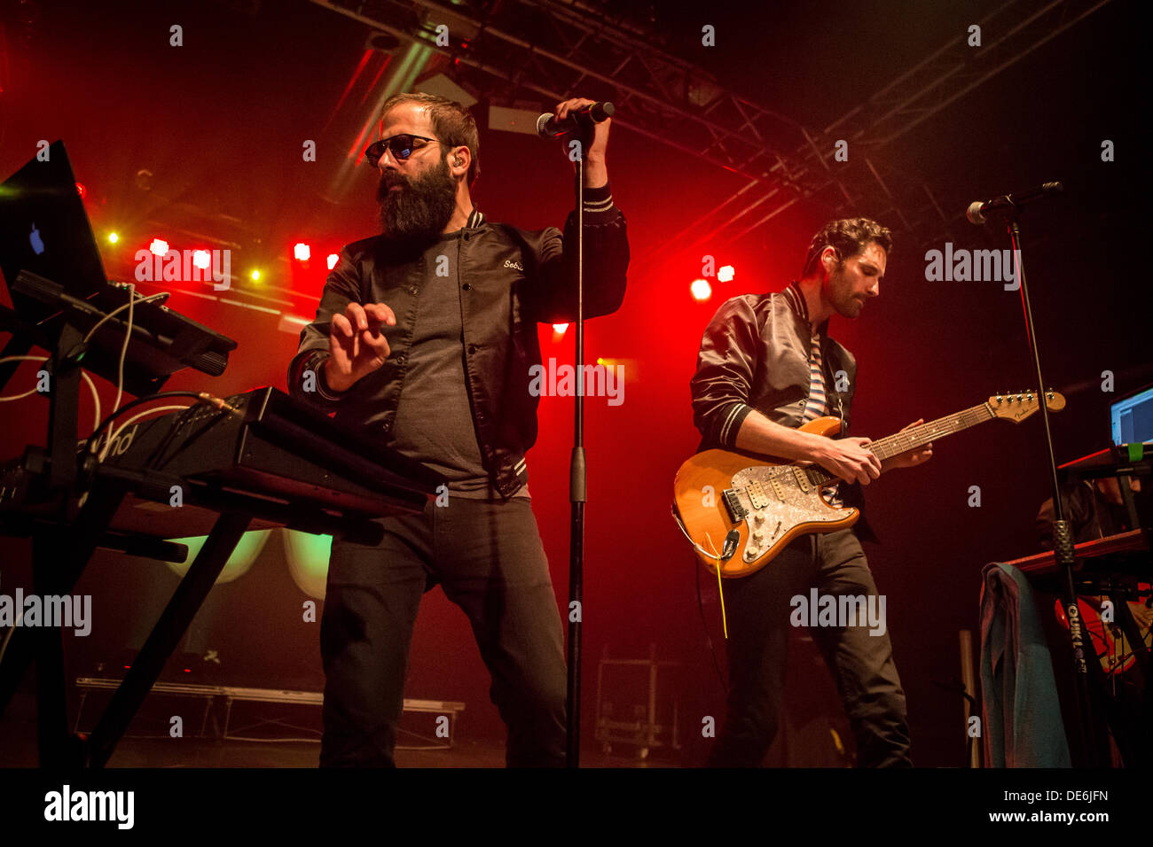 Milano Italia. 11 settembre 2013. La American indie pop duo città capitali si esibisce dal vivo a Magazzini Generali © Rodolfo Sassano/Alamy Live News Foto Stock