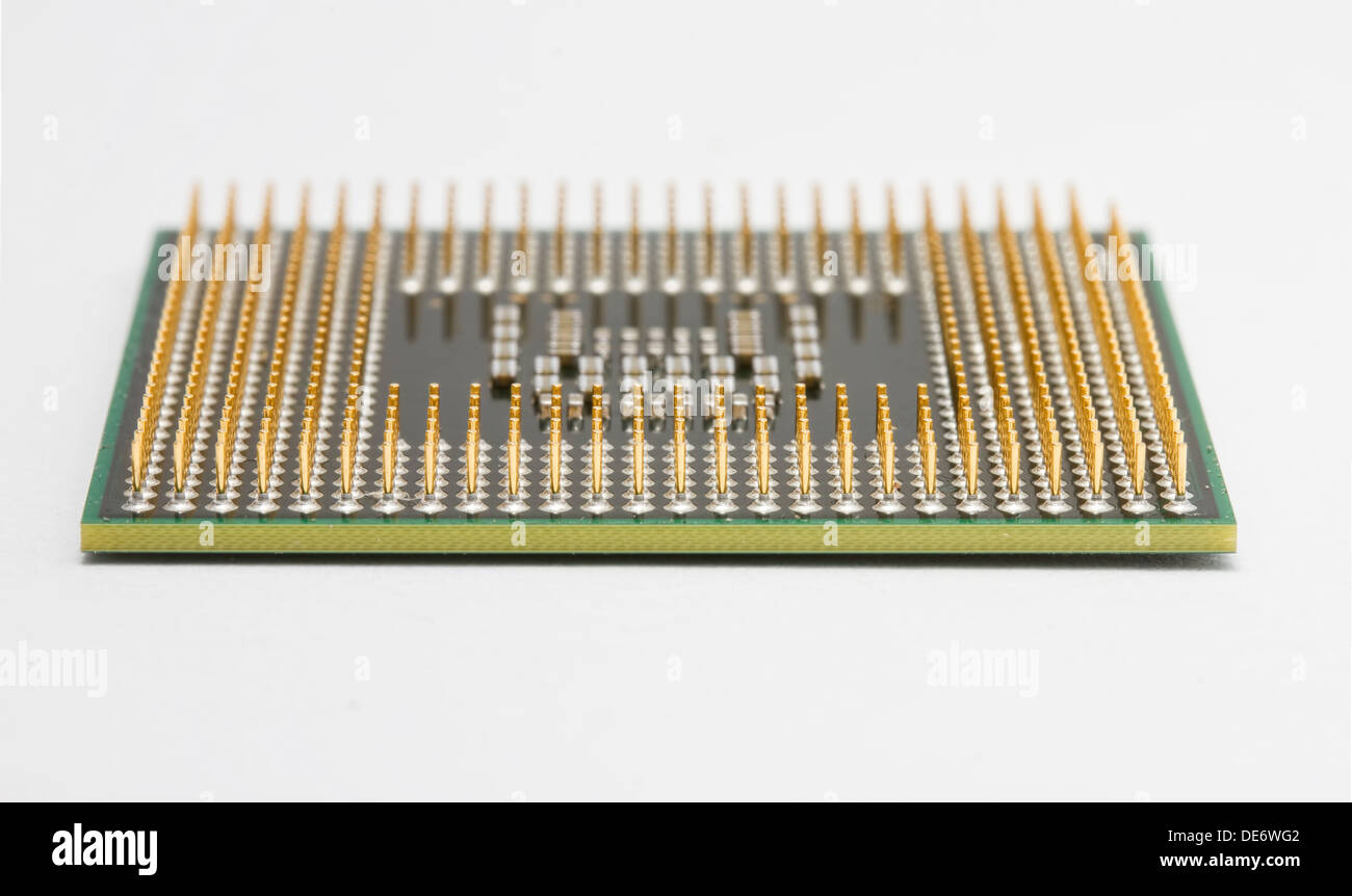 Processore CPU su sfondo bianco Foto Stock