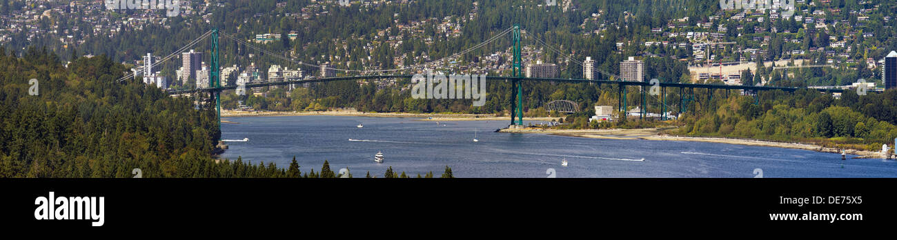 Ponte Lions Gate su Burrard ingresso in Vancouver BC Canada Panorama Foto Stock