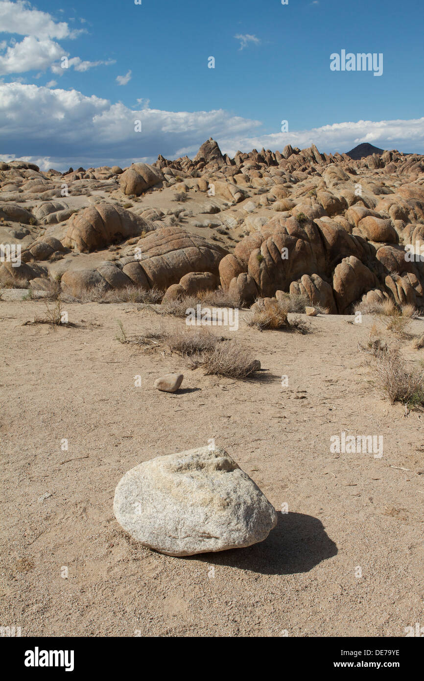 L'Alabama colline appena a ovest di Lone Pine nella Owens Valley, California Foto Stock