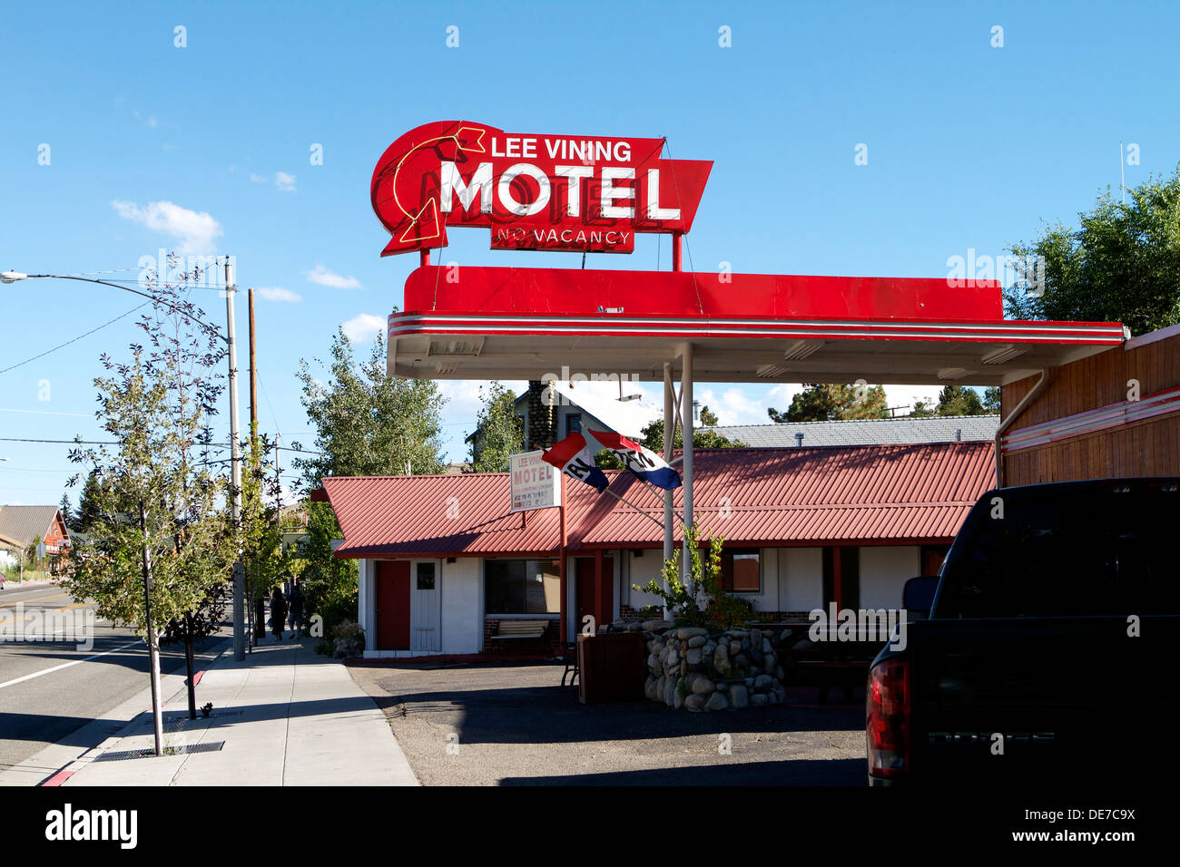 Lee vining motel sulla Scenic highway 395 nella parte orientale della Sierra Nevada, in California Foto Stock