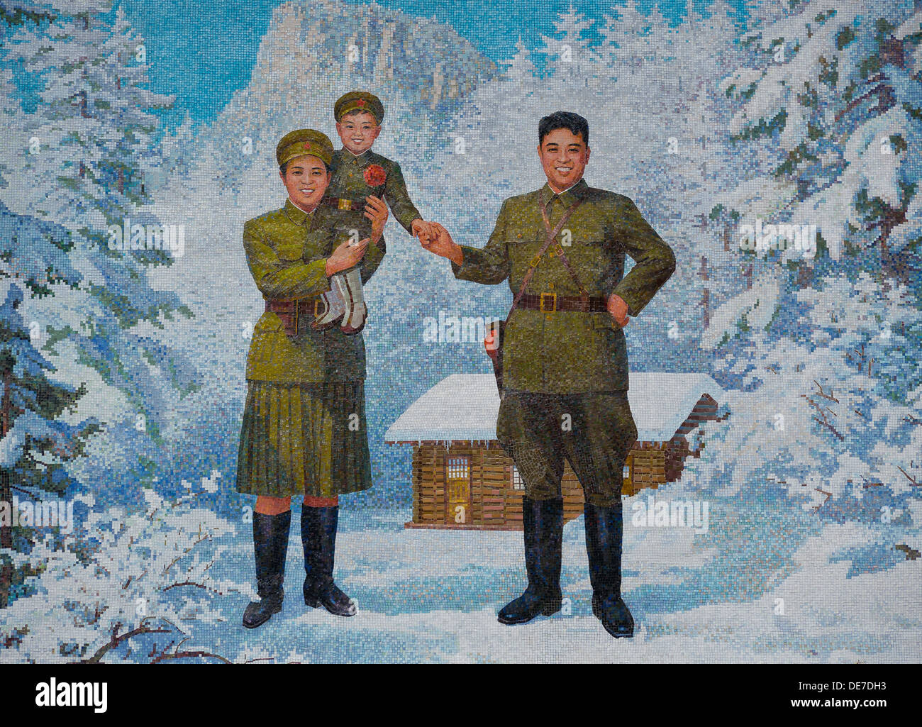 La famiglia felice. Kim Il-sung e sua moglie Kim Jong-suk con figlio Kim Jong-Il, 1960s. Artista: Anonimo Foto Stock