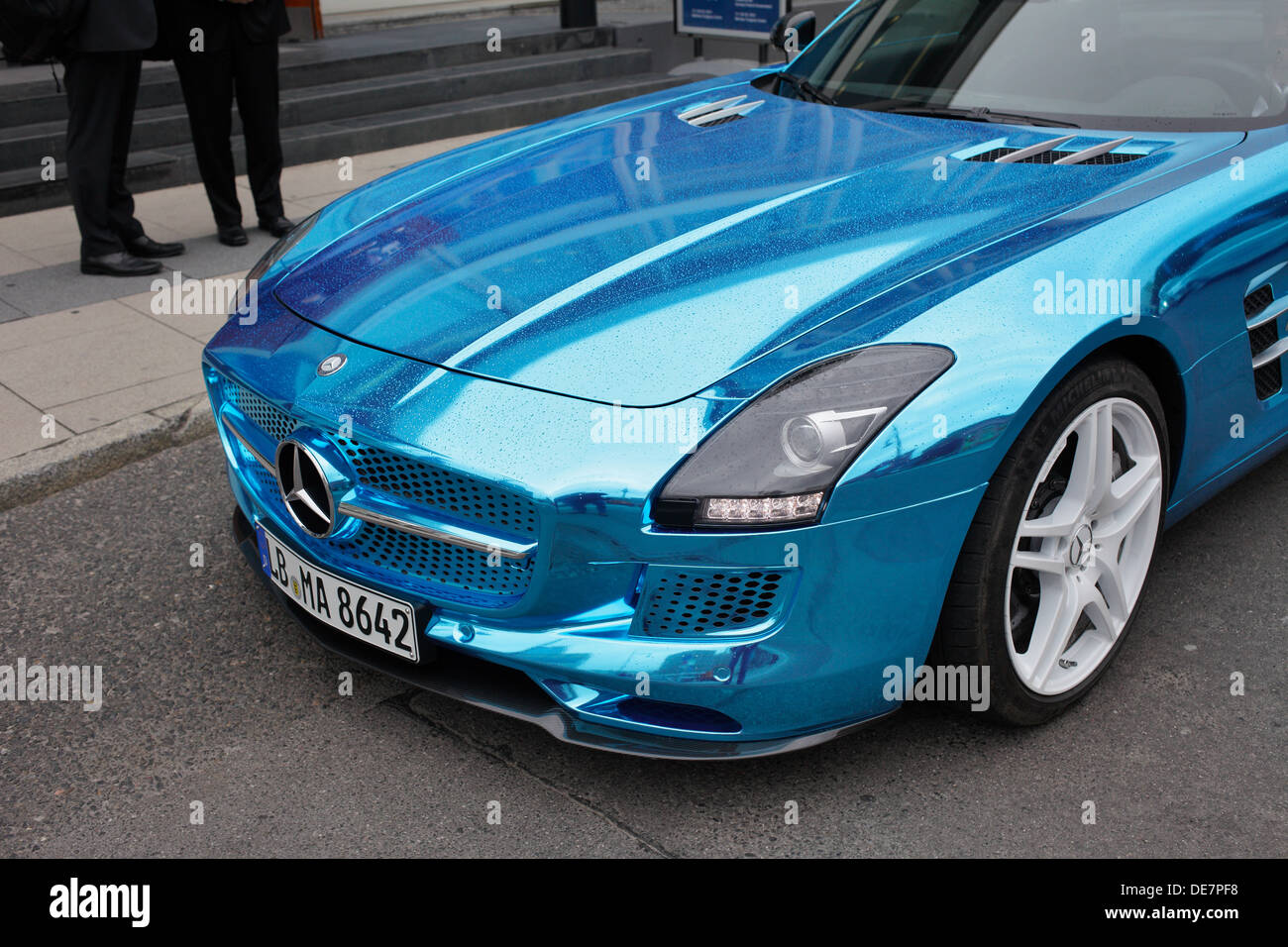 Berlino, Germania, una Mercedes SLS AMG Coupé trazione elettrica Foto Stock