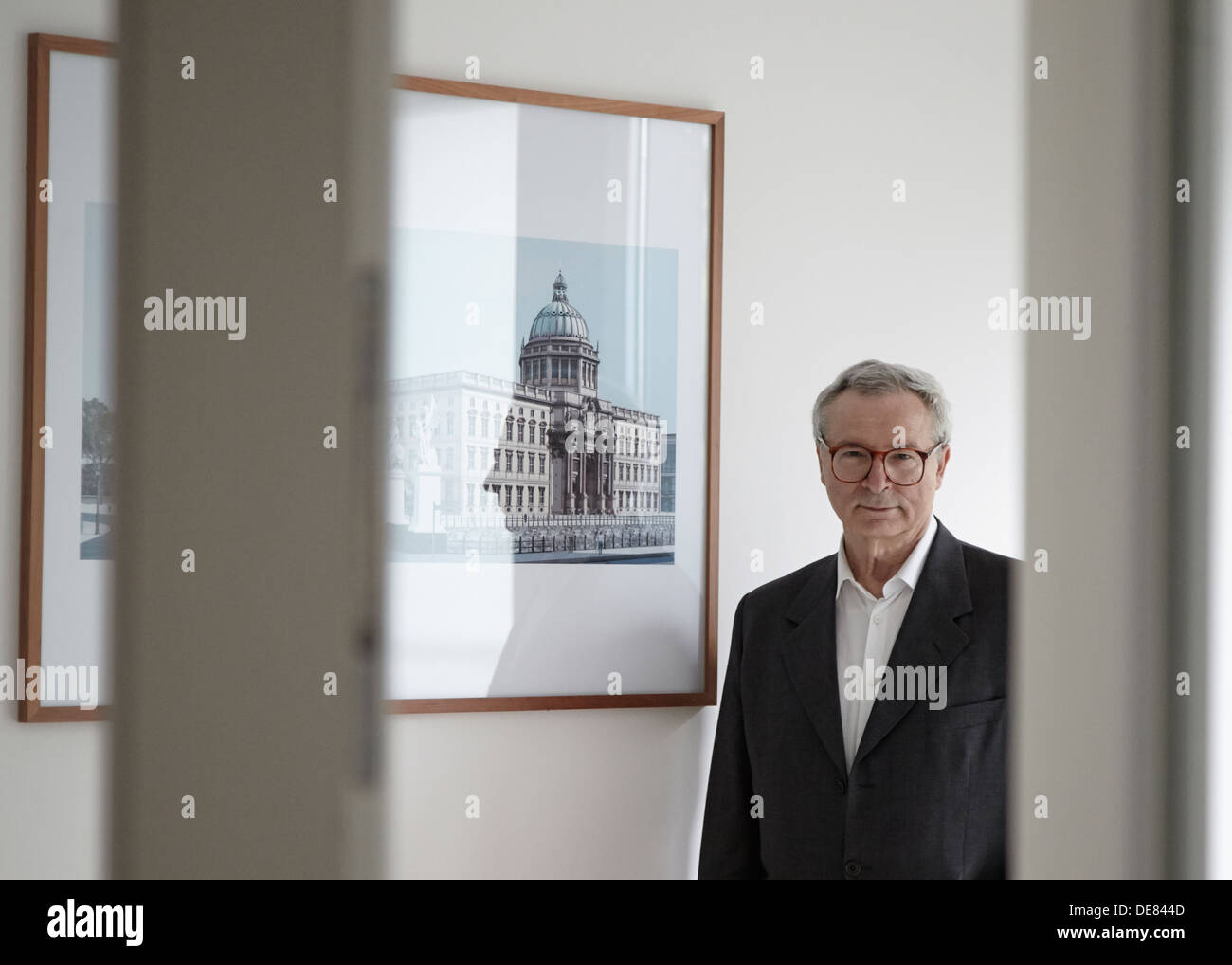 Berlino, Germania architetto prof. Franco Stella nel suo studio di Berlino Foto Stock