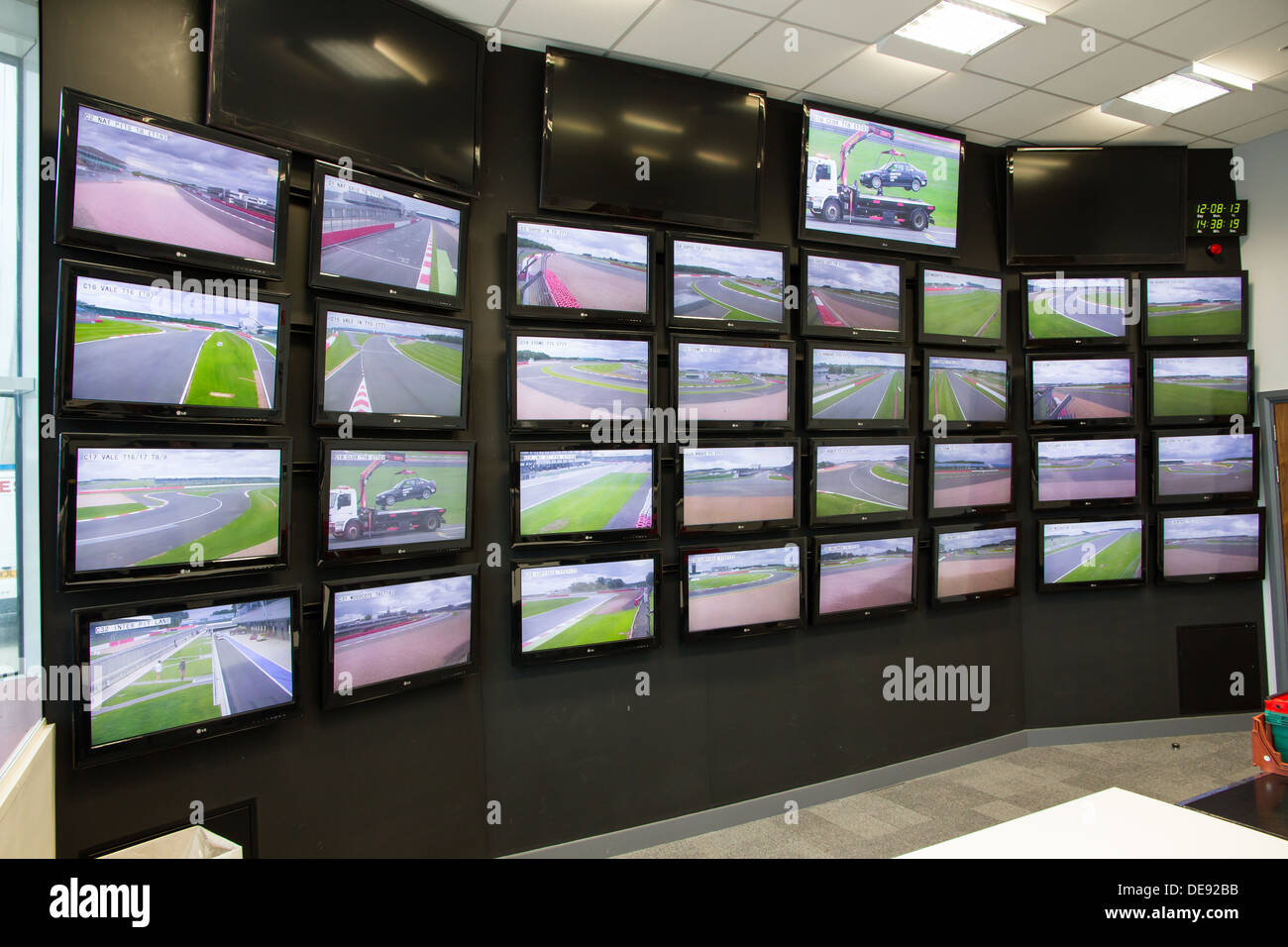 Gara di controllo camera presso il circuito di Silverstone a Towcester, Inghilterra. Foto Stock