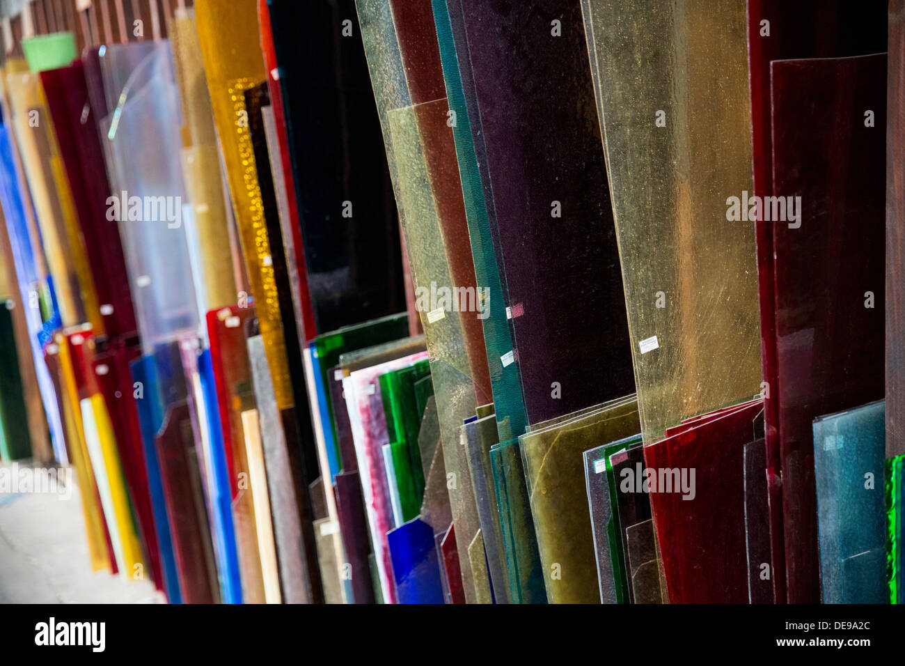 Pannelli a vetrata in deposito presso il vetro Wissmach azienda fabbrica. Foto Stock