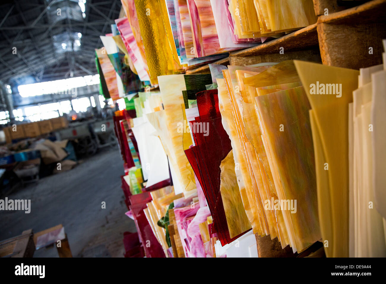Pannelli a vetrata in deposito presso il vetro Wissmach azienda fabbrica. Foto Stock