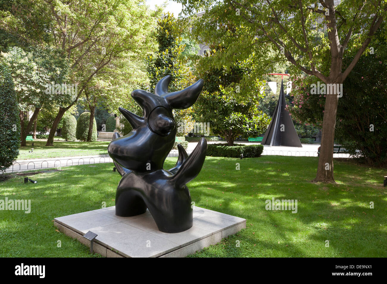 Oiseau Lunaire, Moonbird, da Joan Miró nel giardino del Museo Reina Sofia - Atocha, Madrid, Spagna Foto Stock
