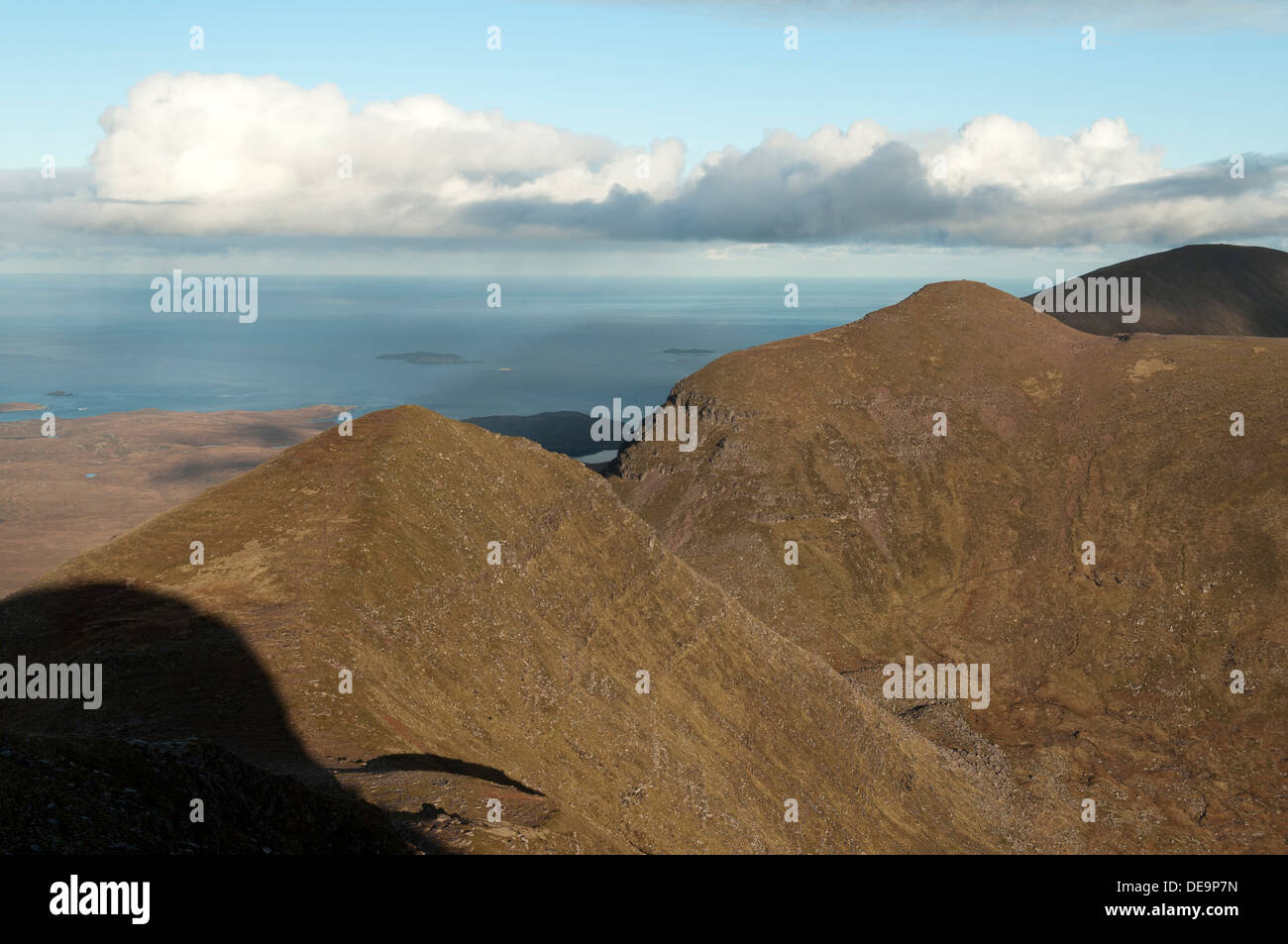 La cresta di Quinag dal Spidean Coinich top. Quinag, Sutherland, Scotland, Regno Unito Foto Stock