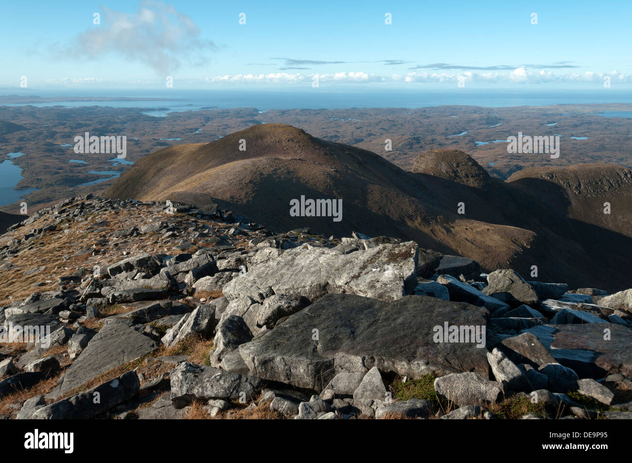 Sul crinale di Sàil Gharbh, Quinag, Sutherland, Scotland, Regno Unito Foto Stock