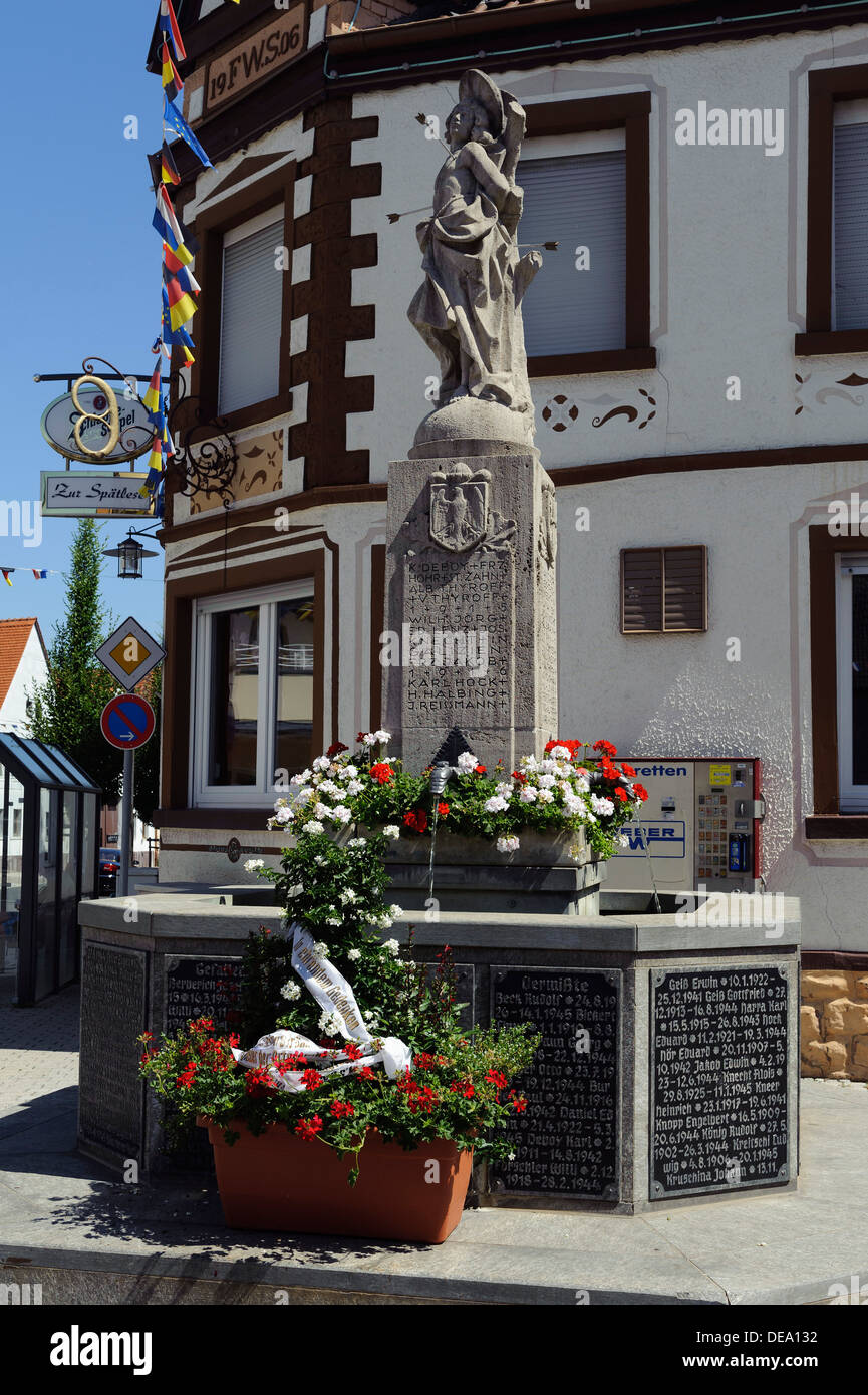 Memoriale di guerra in Wenigumstadt, Bayern, Deutschland Foto Stock