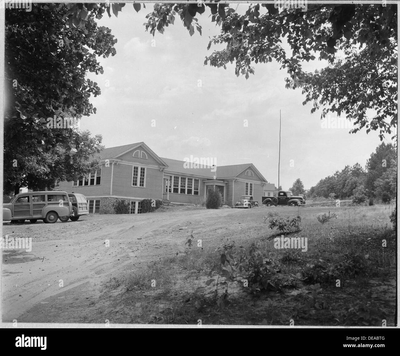 Coosa Valley, Alabama. Abbandonato comunità scuola ora utilizzato come ufficio su prenotazione. 5629 Foto Stock