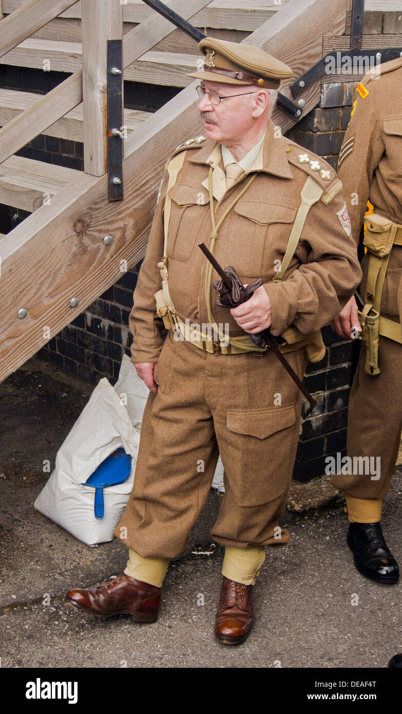 Bolton Abbey, nello Yorkshire, Regno Unito, 14 settembre 2013, 1940's Weekend. © Luisa Rossi Burton/Alamy Live News Foto Stock