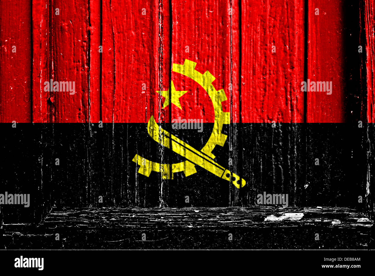 Bandiera dell'Angola dipinta sul telaio in legno Foto Stock