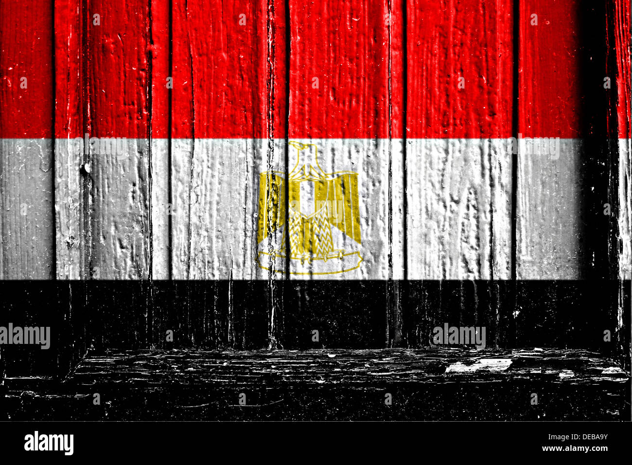 Bandiera dell'Egitto dipinta su un telaio in legno Foto Stock
