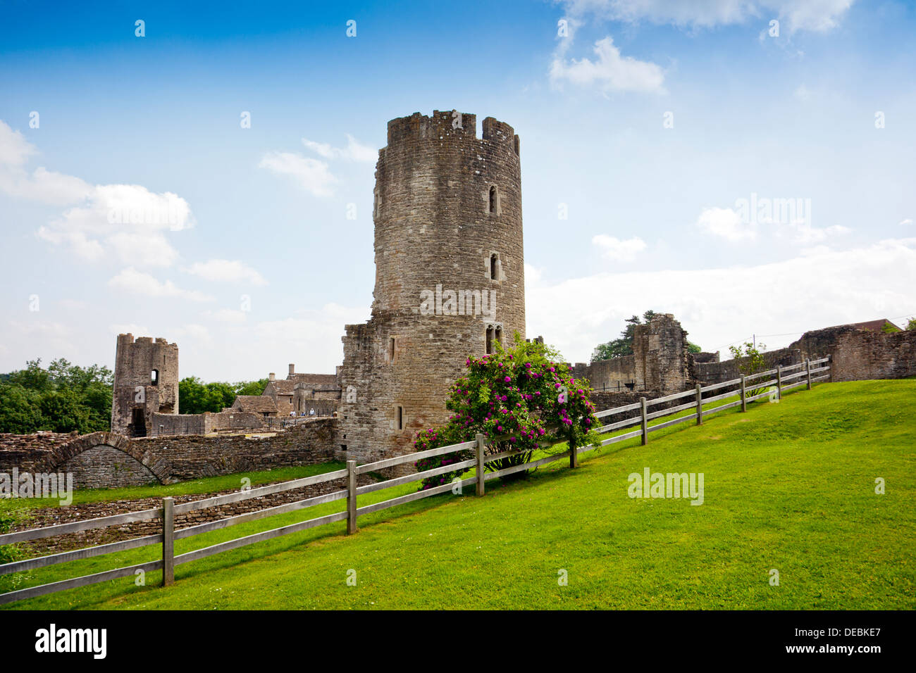 I resti del South West Tower a Farleigh Hungerford Castello, Nr Bath, Somerset, Inghilterra, Regno Unito Foto Stock