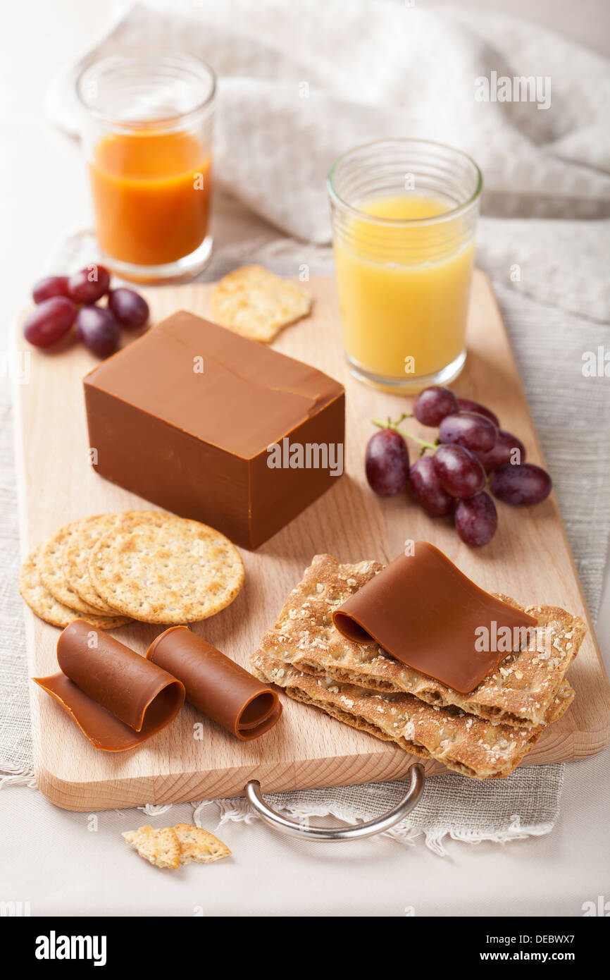 Norvegese formaggio brunost Foto Stock