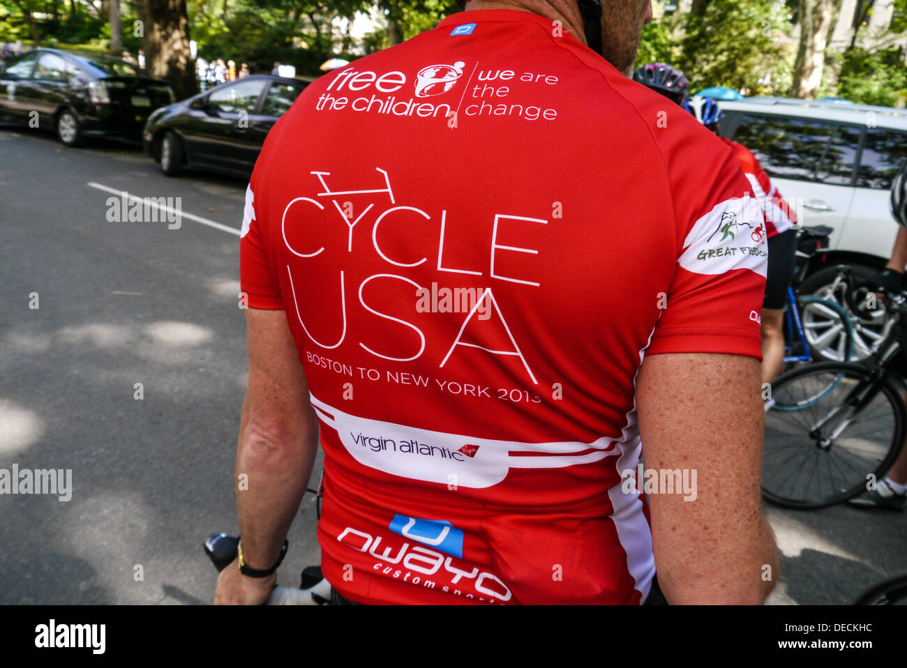 New York, Stati Uniti d'America. Xv Sep, 2013. Vergine HealthMiles dipendenti sarà possibile imbarcarsi su un 270 miglio in bicicletta da Boston a New York City, prima di concludere in Manhattan Central Park nel pomeriggio del 15th. Settembre 15, 2013 a New York City. © Donald bowers/Alamy Live News Foto Stock