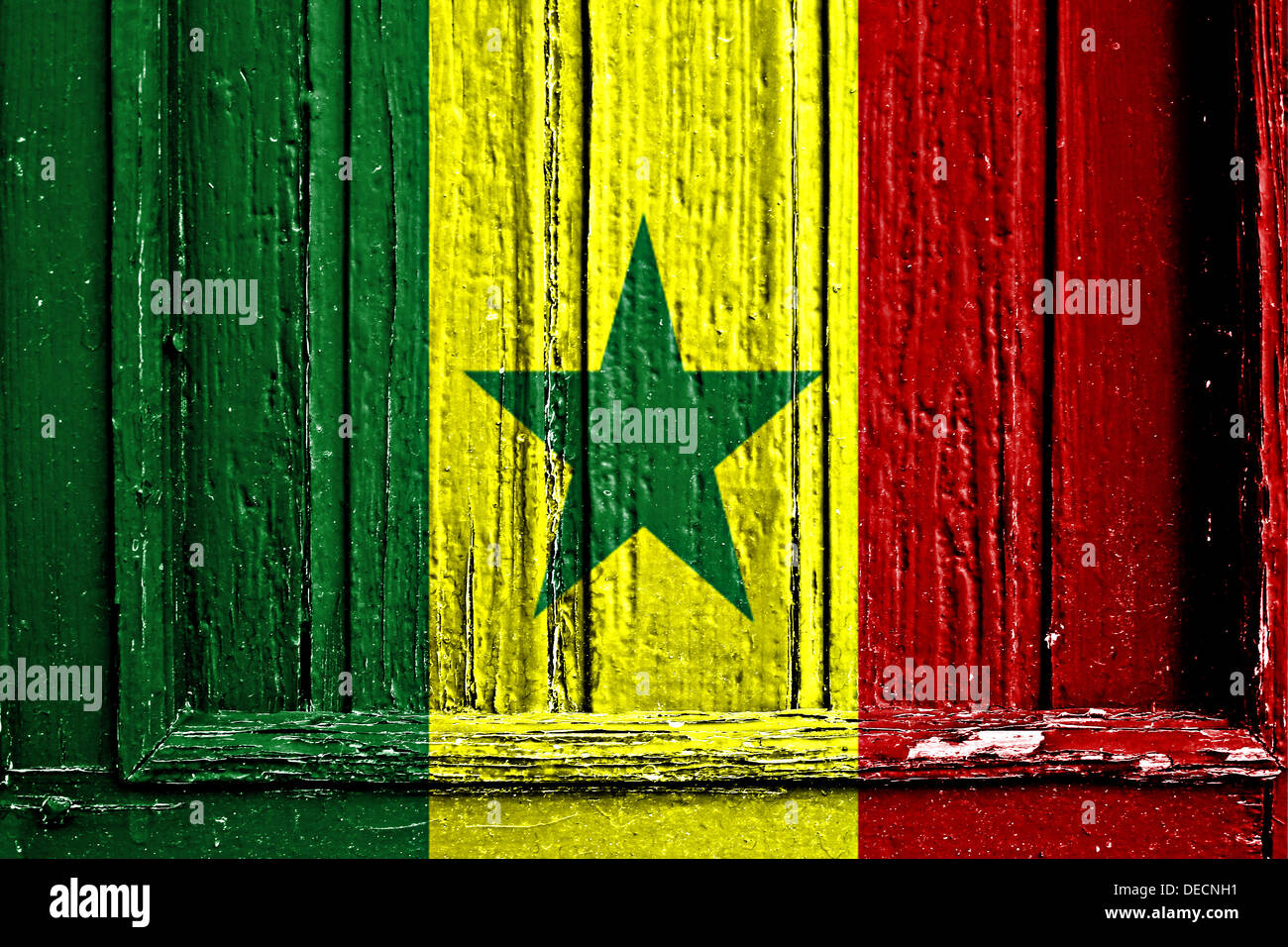 Bandiera del Senegal dipinta su un telaio in legno Foto Stock