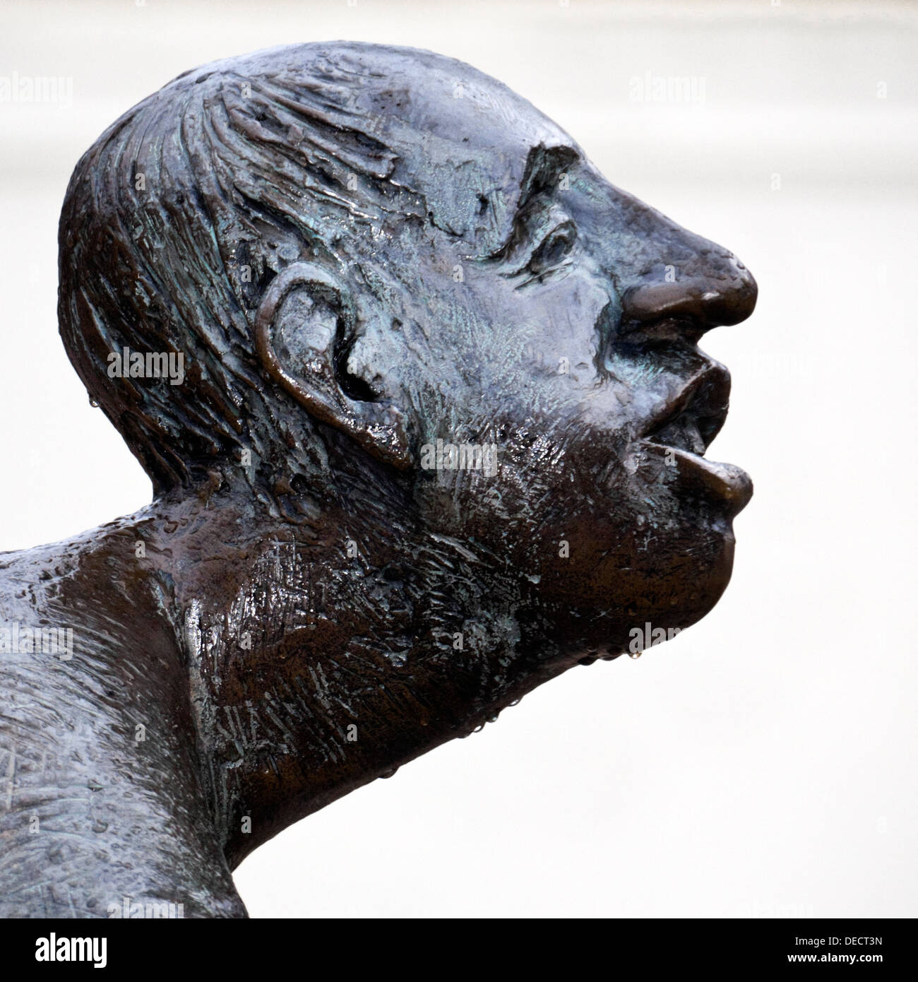 Statua in bronzo ad Aquisgrana in Germania da Karl-Henning Seemann Foto Stock