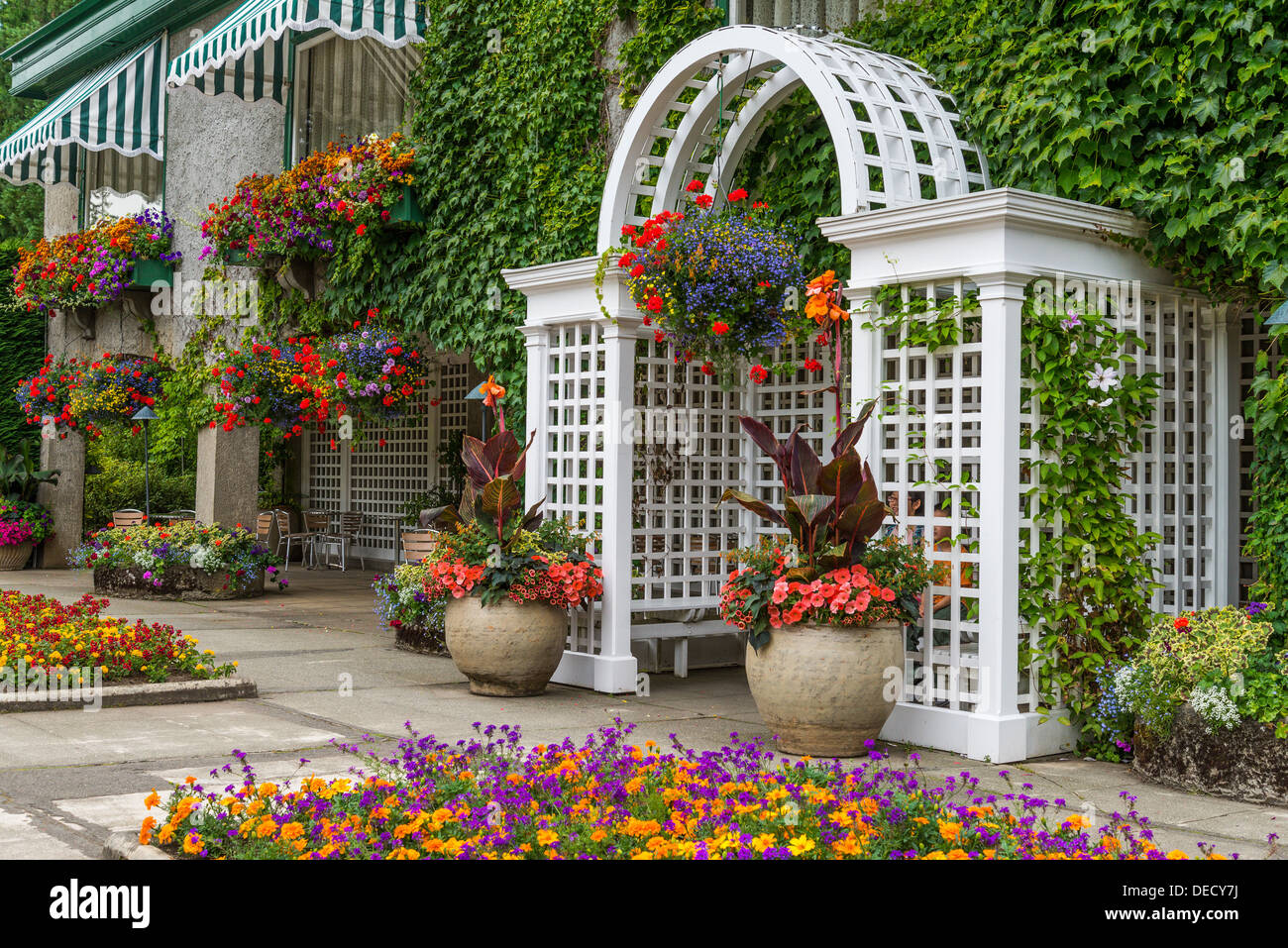 Giardino italiano, Butchart Gardens, Brentwood Bay, vicino a Victoria, Isola di Vancouver, British Columbia, Canada Foto Stock